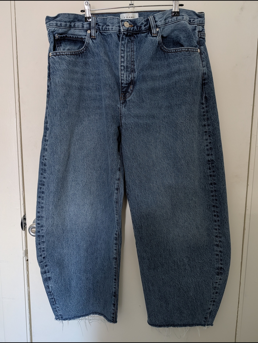 FRAME The Bubble Jeans Sz 32 - Picture 2 of 8